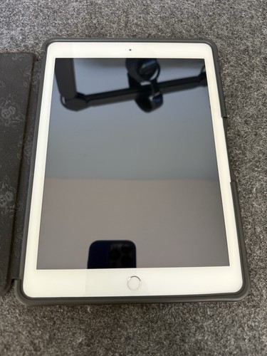 Apple ipad generazione - apple, 5a